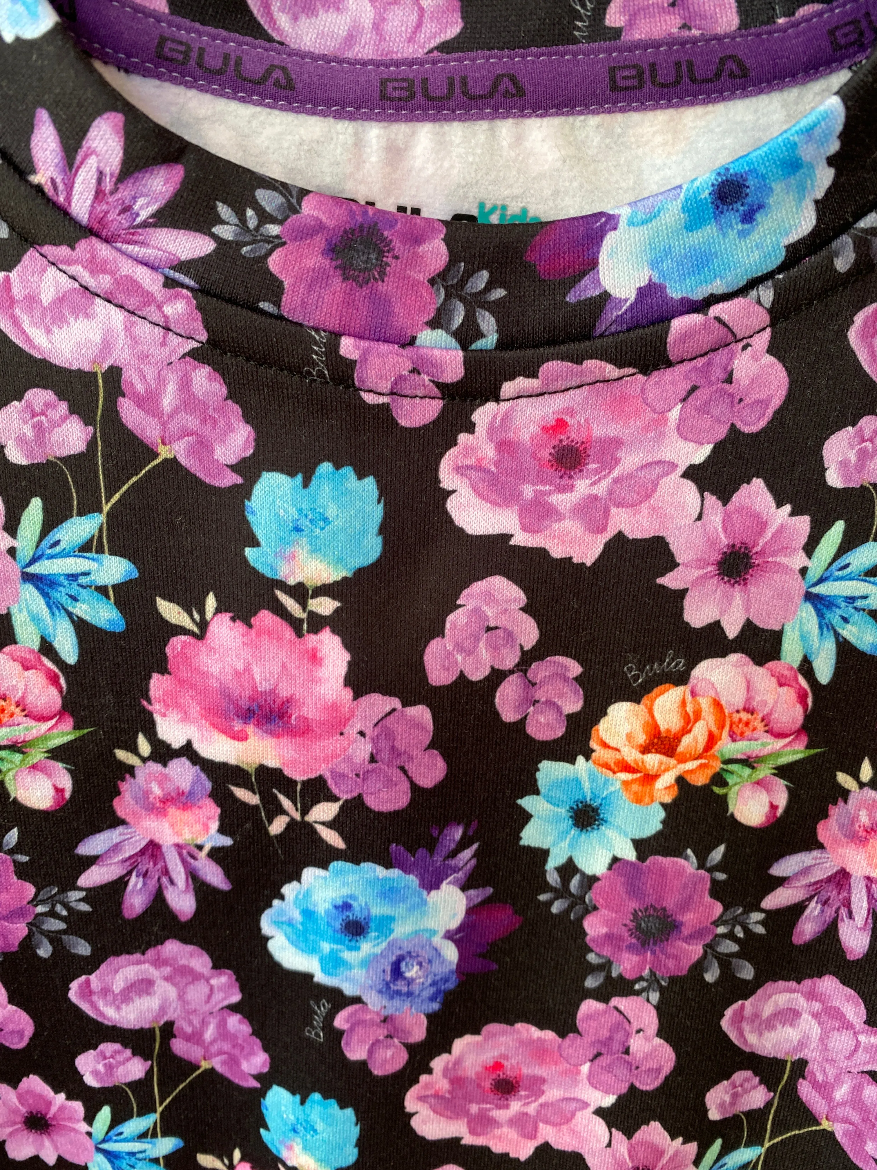 Bula Base Layer - Rainbow - Flower