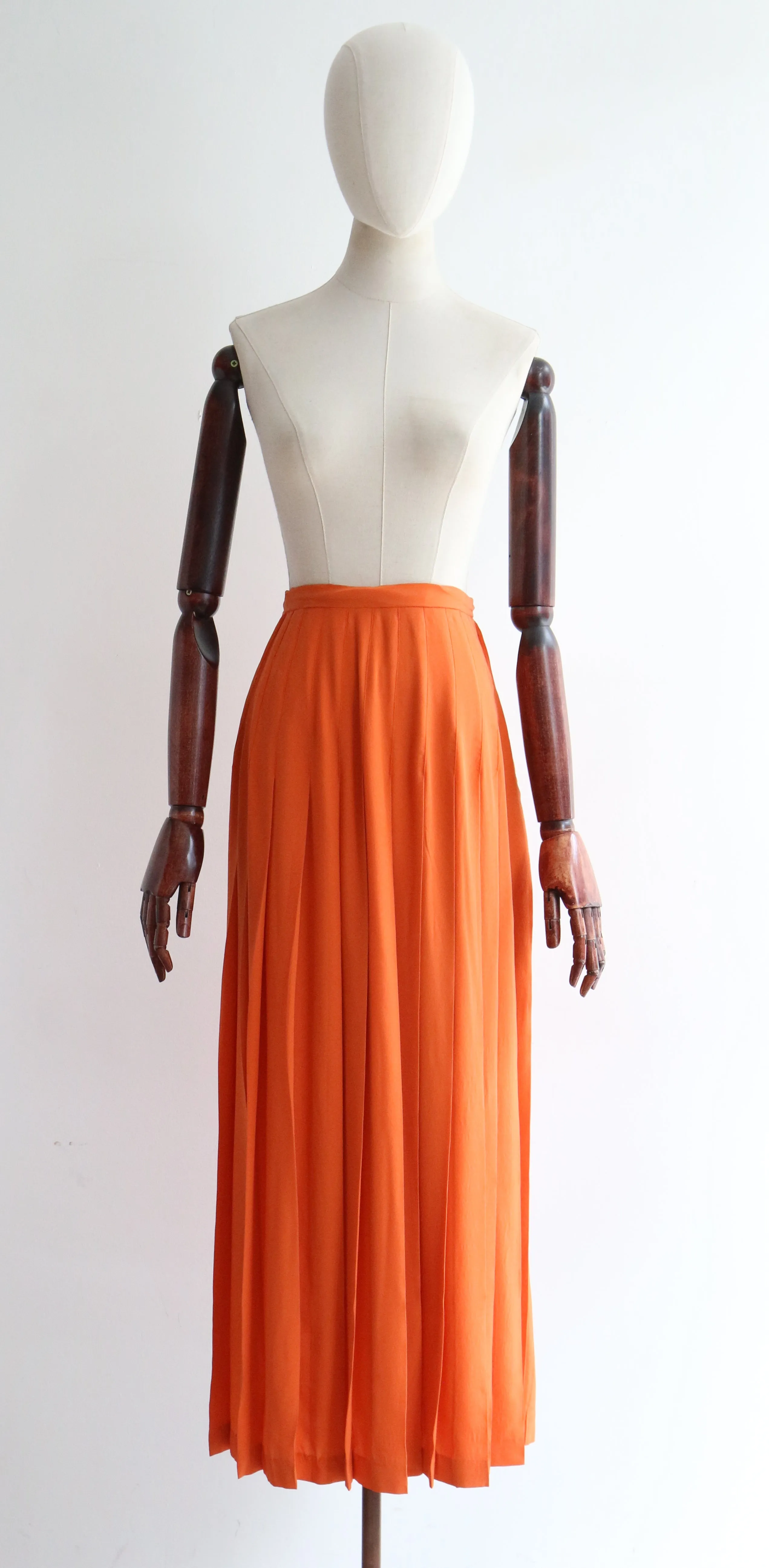 "Citrouille Orange" Vintage 1970's Jean Halm Silk Pleated Skirt UK 6 US 2