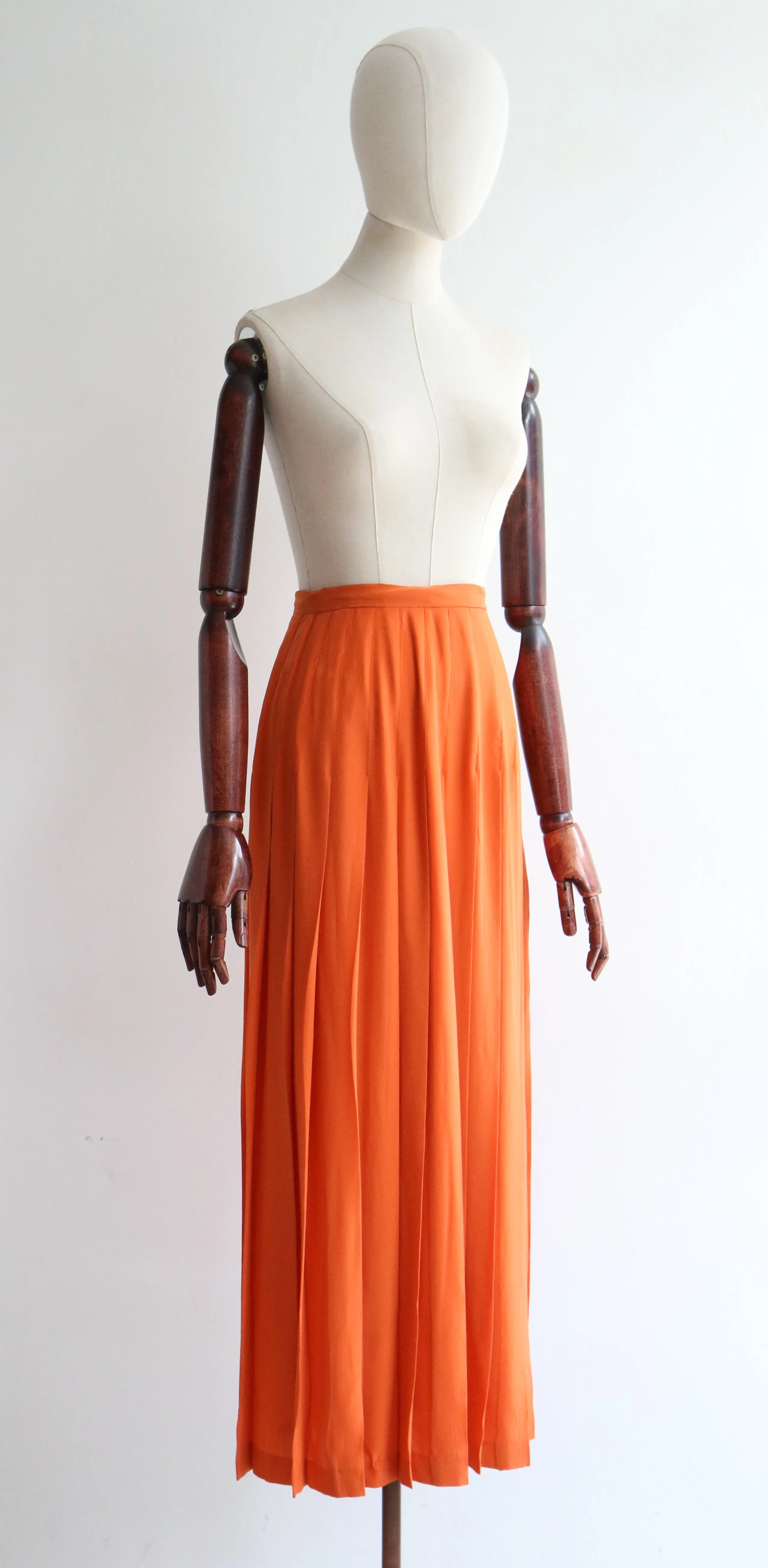 "Citrouille Orange" Vintage 1970's Jean Halm Silk Pleated Skirt UK 6 US 2