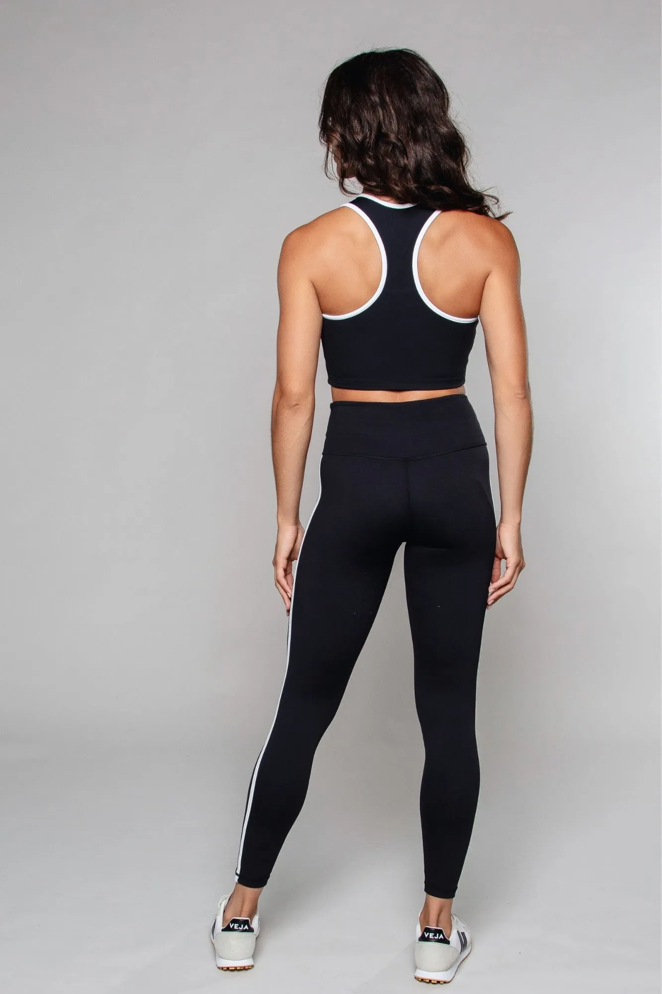 Stride Piped High Waisted Legging Black / White